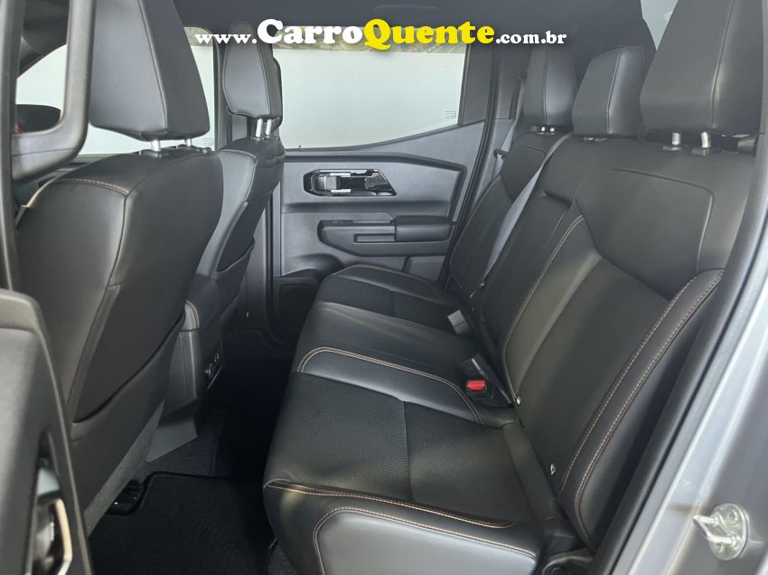 Mitsubishi TRITON 2.4 BITURBO DIESEL CD KATANA 4X4 AUTOMÁTICO - Loja