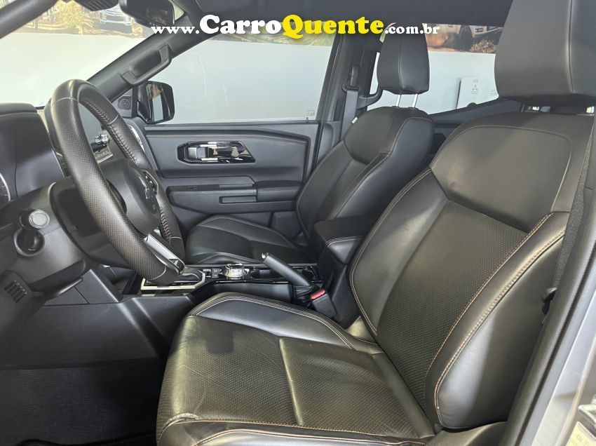 Mitsubishi TRITON 2.4 BITURBO DIESEL CD KATANA 4X4 AUTOMÁTICO - Loja