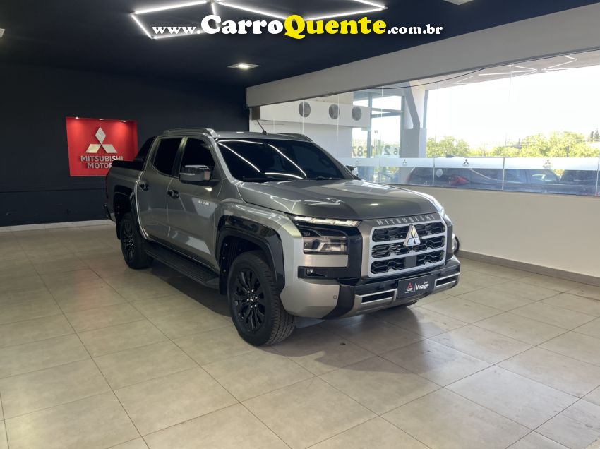 Mitsubishi TRITON 2.4 BITURBO DIESEL CD KATANA 4X4 AUTOMÁTICO - Loja