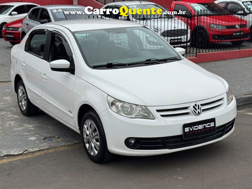 Volkswagen VOYAGE 1.0 MI 8V FLEX 4P MANUAL - Loja