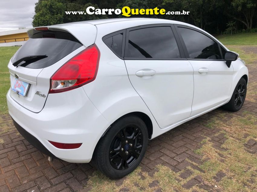 Ford FIESTA 1.5 SE HATCH 16V FLEX 4P MANUAL - Loja