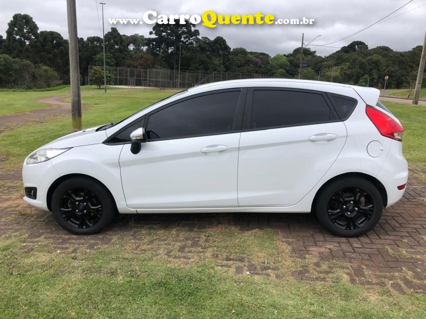 Ford FIESTA 1.5 SE HATCH 16V FLEX 4P MANUAL - Loja