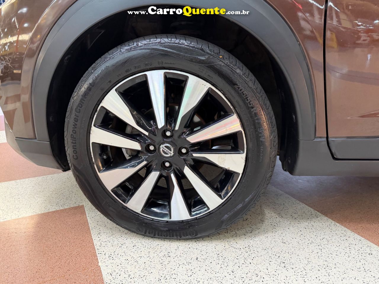 NISSAN KICKS 1.6 16V SV 2019 - Loja