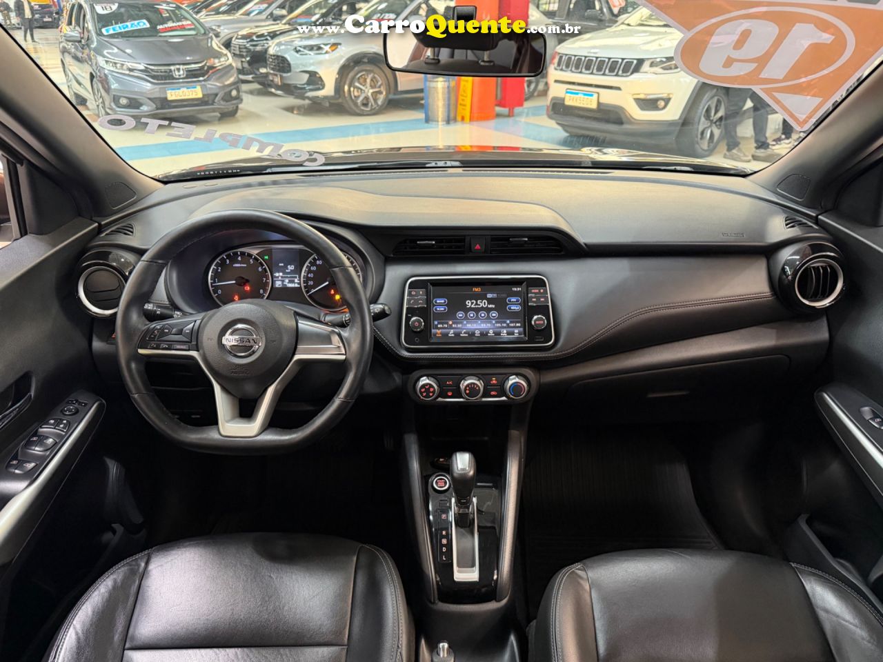 NISSAN KICKS 1.6 16V SV 2019 - Loja