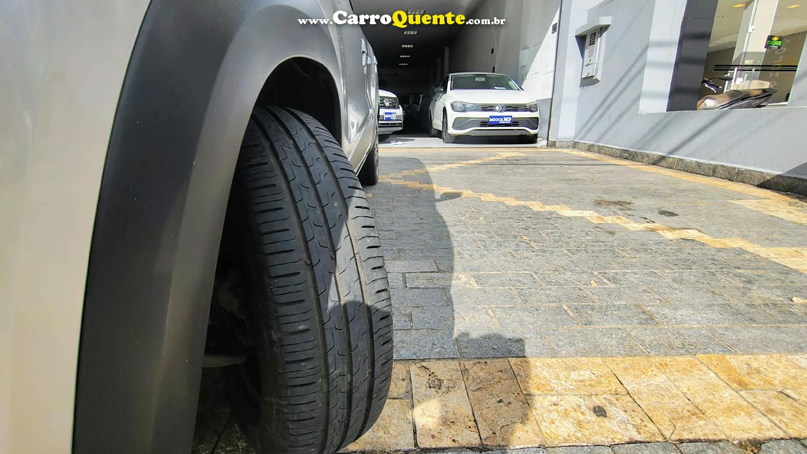 RENAULT KWID 1.0 12V SCE INTENSE 2023 - Loja