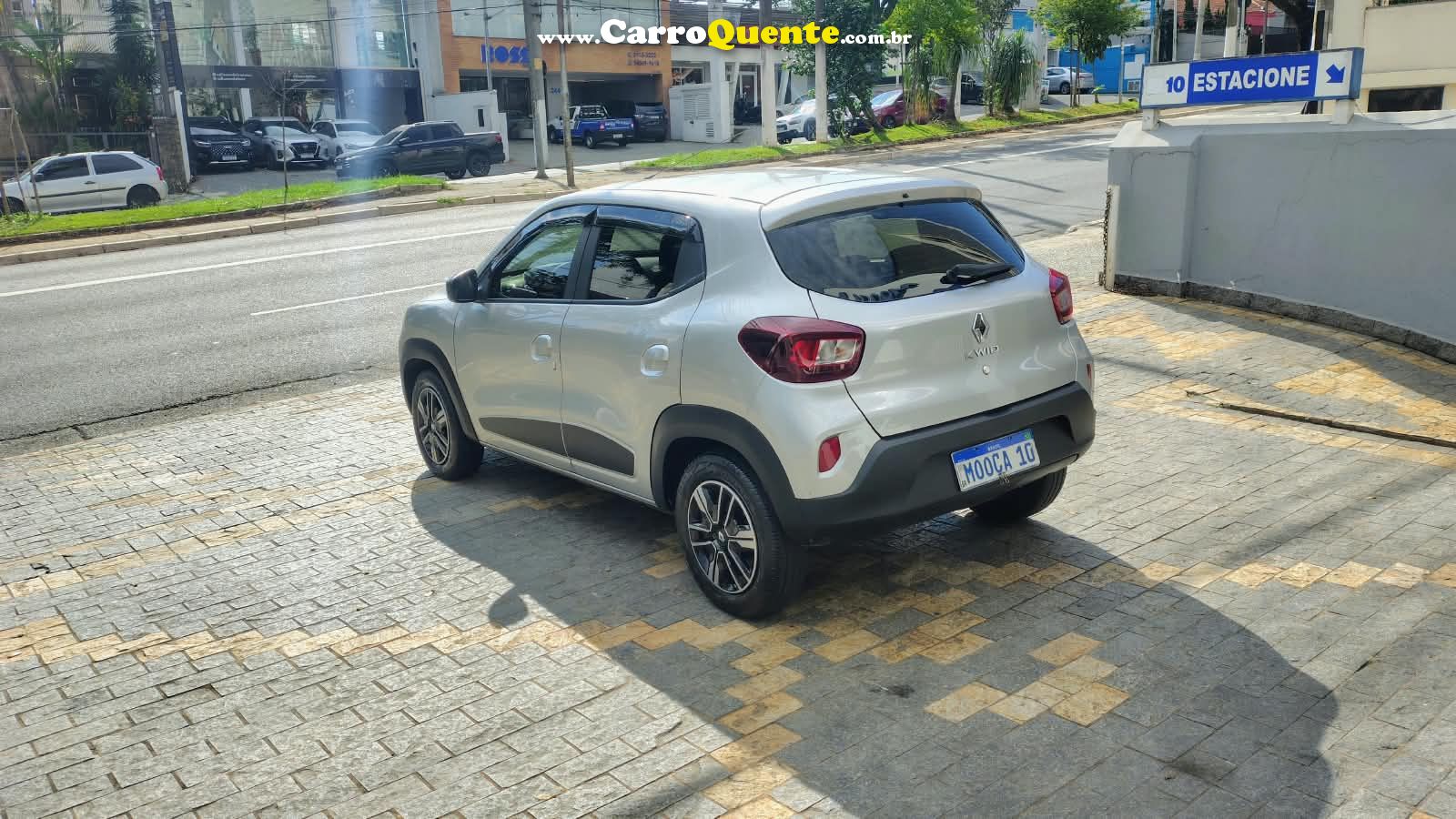RENAULT KWID 1.0 12V SCE INTENSE 2023 - Loja