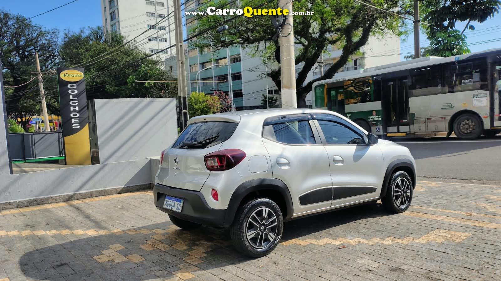 RENAULT KWID 1.0 12V SCE INTENSE 2023 - Loja