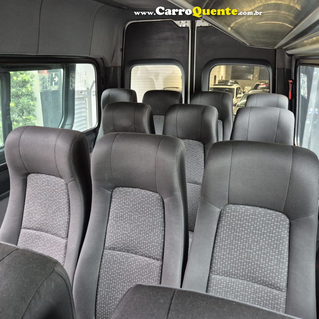 MERCEDES-BENZ   SPRINTER 416 VAN L. T.A. 10L 2.2 DIESEL   PRATA 2022 2.2 DIESEL - Loja