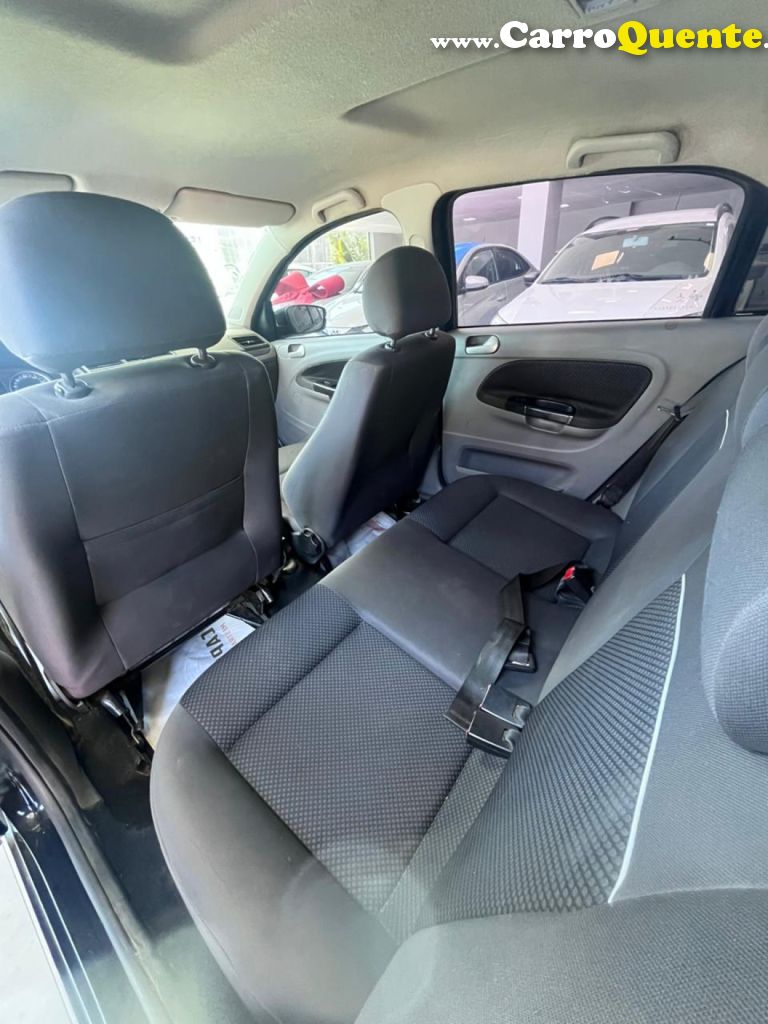 VOLKSWAGEN   VOYAGE COMFHIGHLI. 1.6 T.FLEX 8V 4P   PRETO 2018 1.6 FLEX - Loja