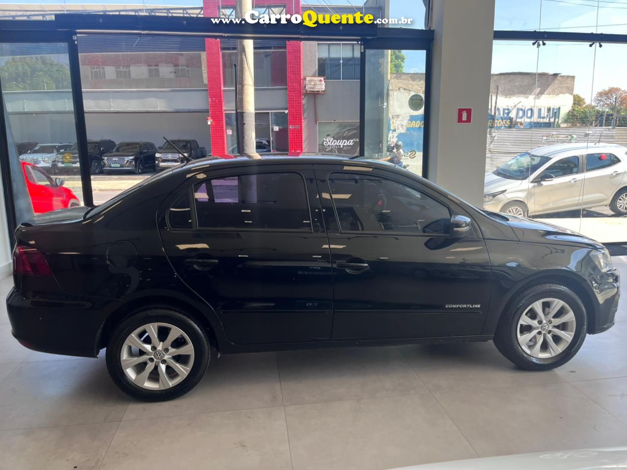 VOLKSWAGEN   VOYAGE COMFHIGHLI. 1.6 T.FLEX 8V 4P   PRETO 2018 1.6 FLEX - Loja