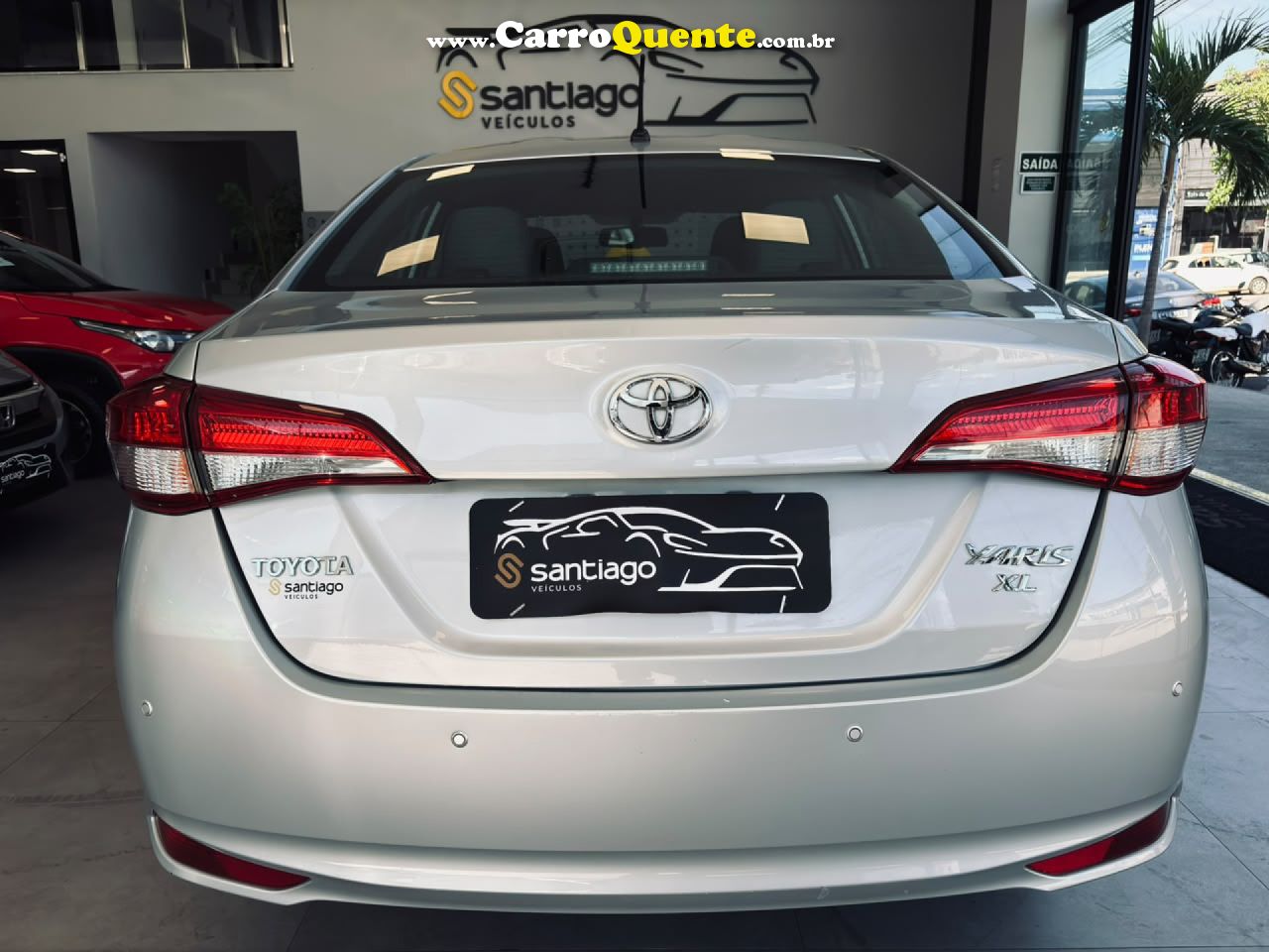 TOYOTA   YARIS XL SEDAN 1.5 FLEX 16V 4P AUT.   PRATA 2018 1.5 FLEX - Loja
