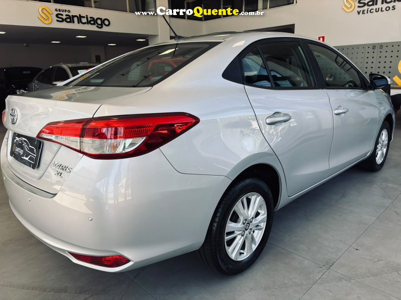 TOYOTA   YARIS XL SEDAN 1.5 FLEX 16V 4P AUT.   PRATA 2018 1.5 FLEX - Loja