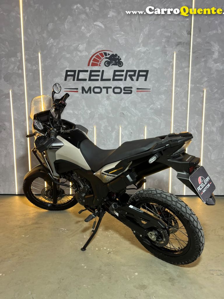 HONDA   XRE 300 SAHARA ADV   BEGE 2024 300 FLEX - Loja