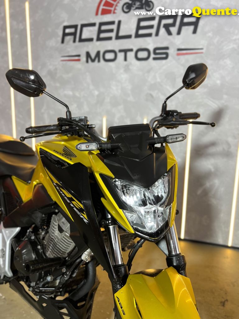 HONDA   CB 300F TWISTER FLEX   DOURADO 2023 293 FLEX - Loja