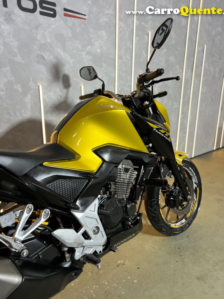 HONDA   CB 300F TWISTER FLEX   DOURADO 2023 293 FLEX - Loja