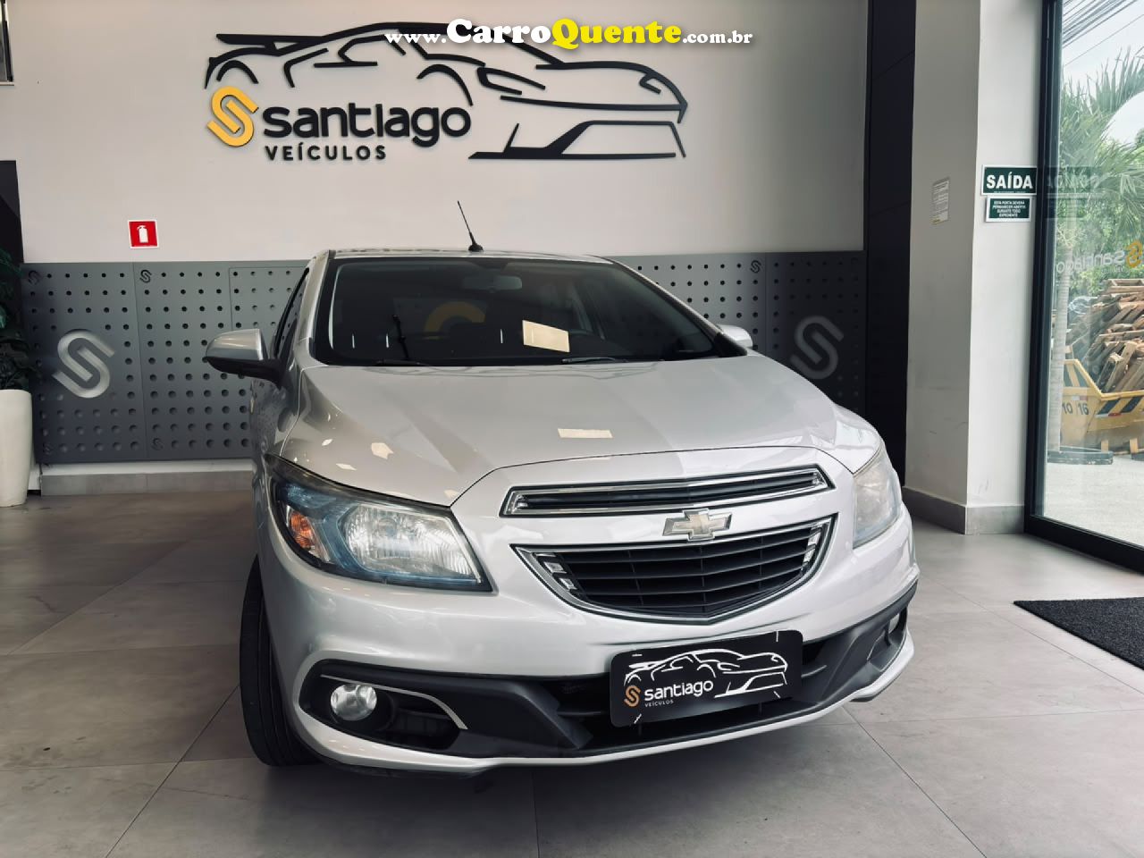 CHEVROLET   ONIX HATCH LTZ 1.4 8V FLEXPOWER 5P MEC.   PRATA 2015 1.4 FLEX - Loja