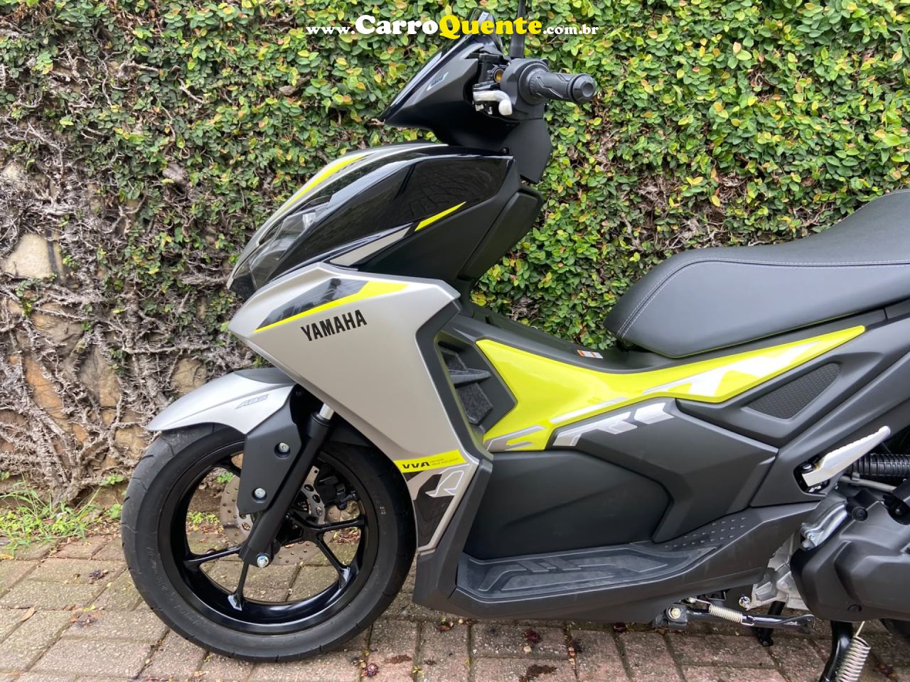YAMAHA    AEROX 160   PRATA 2026 160 GASOLINA - Loja