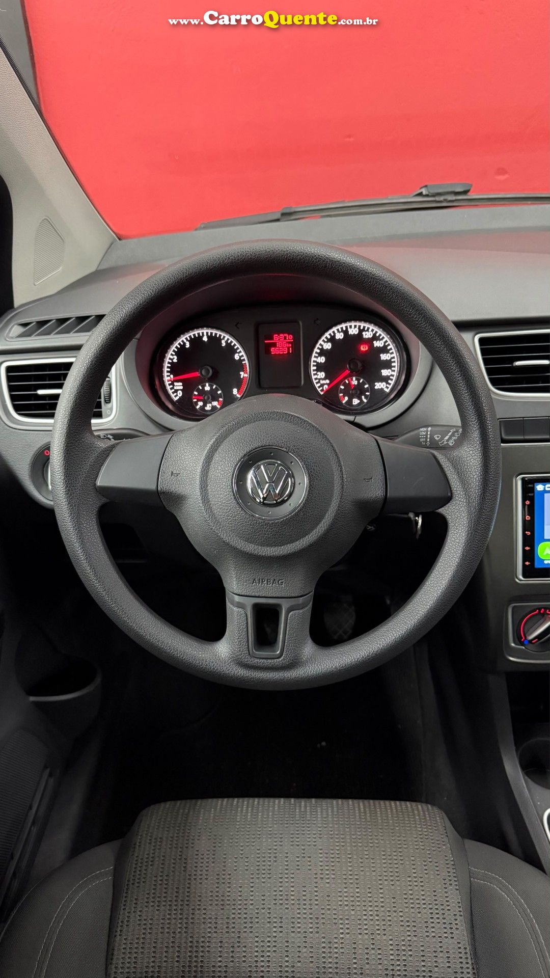 VOLKSWAGEN   FOX SELEÇÃO 1.0 TOTAL FLEX 8V 5P   PRATA 2014 1.0 FLEX - Loja