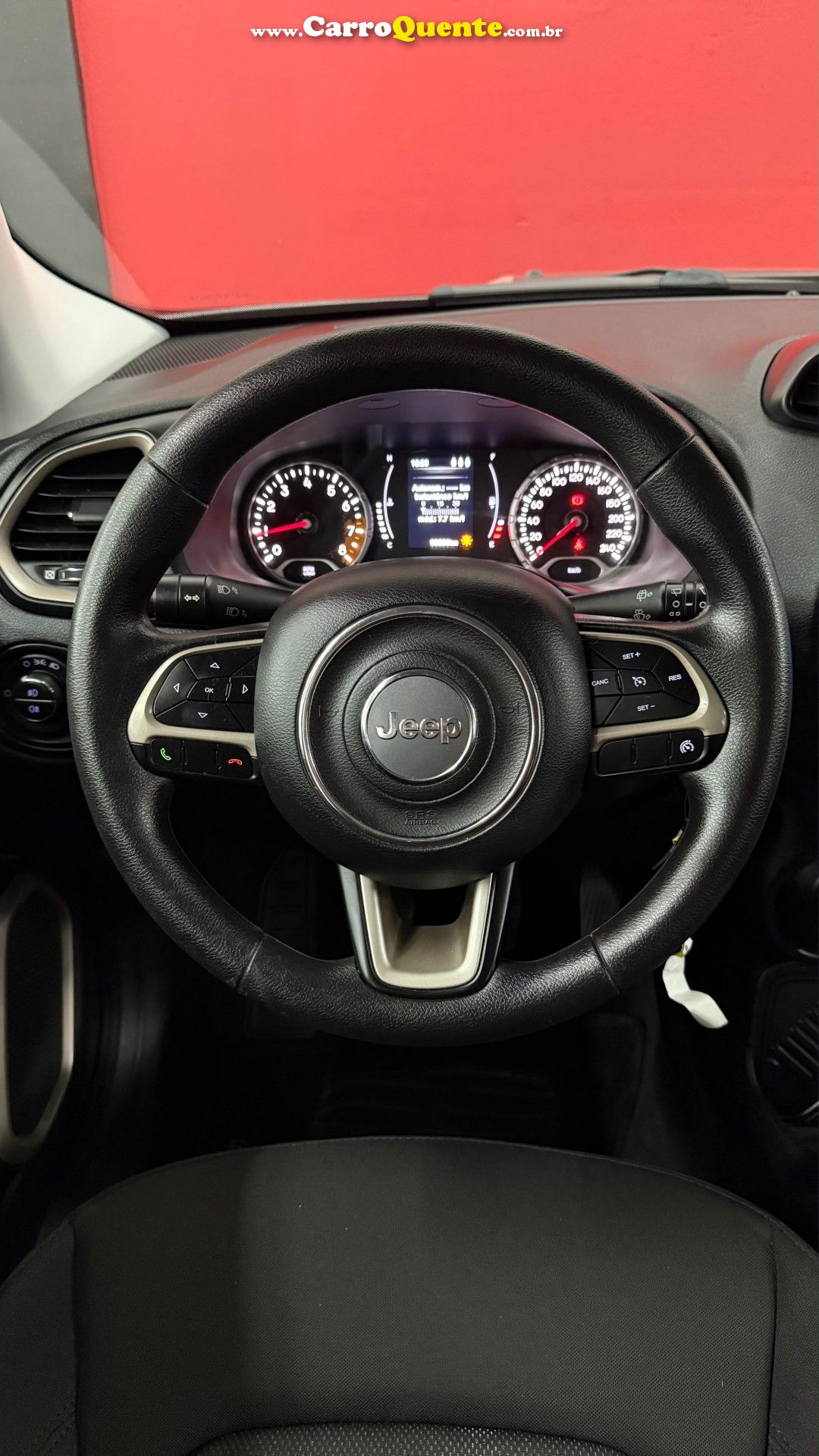 JEEP   RENEGADE 1.8 4X2 FLEX 16V MEC.   PRATA 2018 1.8 FLEX - Loja