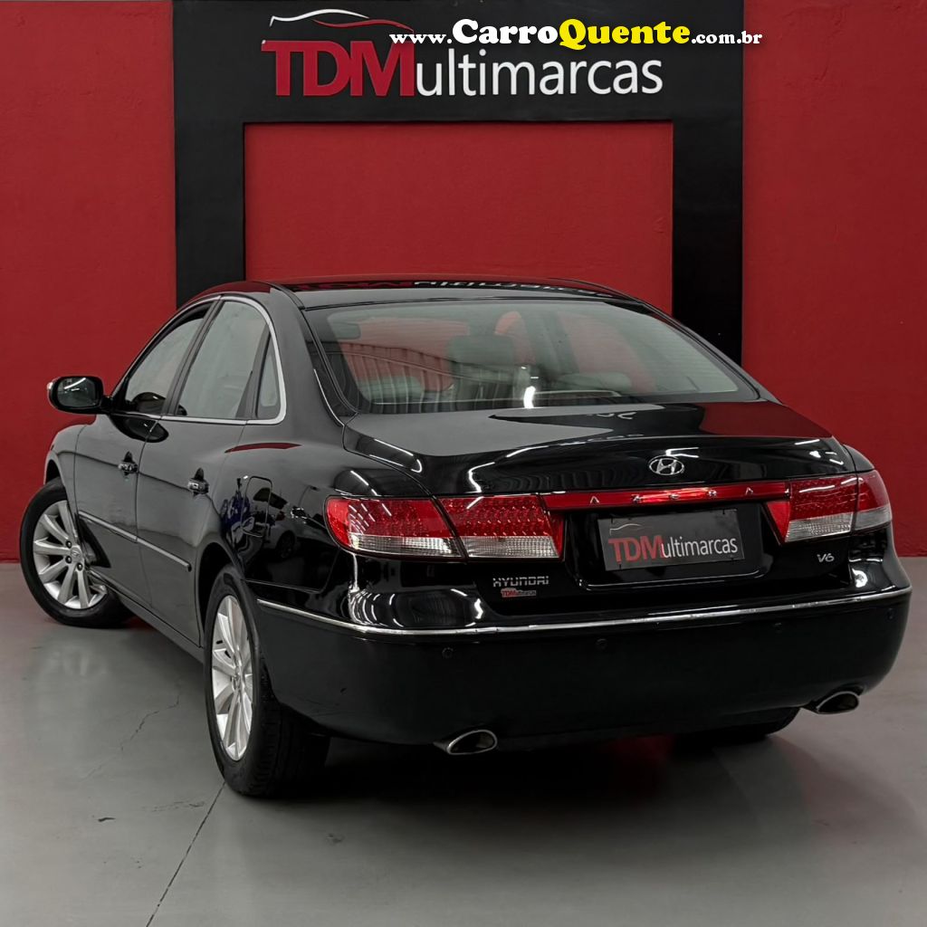 HYUNDAI   AZERA GLS 3.3 V6 24V 4P AUT.   PRETO 2010 3.3 GASOLINA - Loja