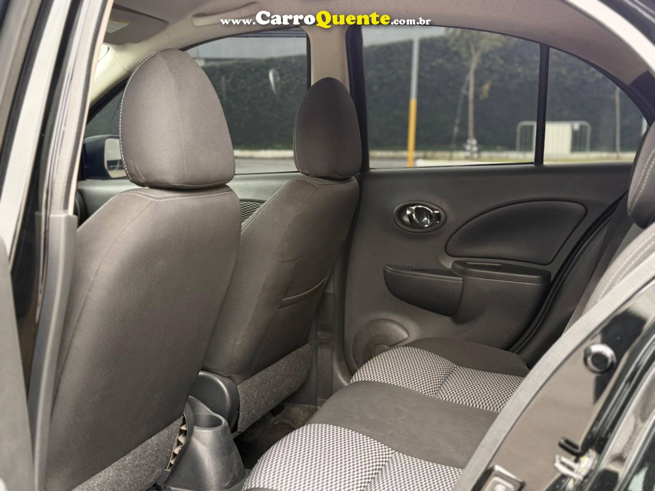 NISSAN MARCH 1.6 SV 16V 4P 2019 - Loja