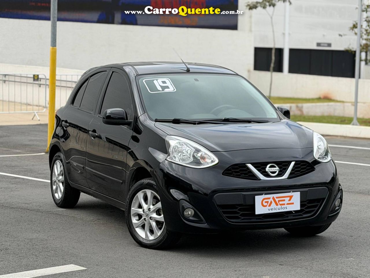 NISSAN MARCH 1.6 SV 16V 4P 2019 - Loja