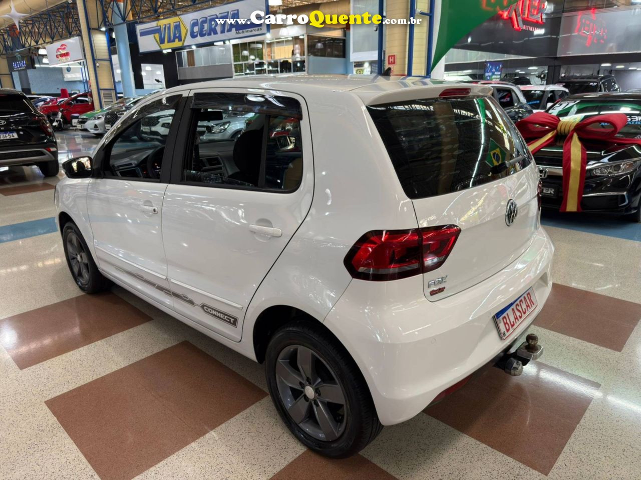 VOLKSWAGEN FOX 1.6 MSI TOTAL CONNECT 2018 - Loja