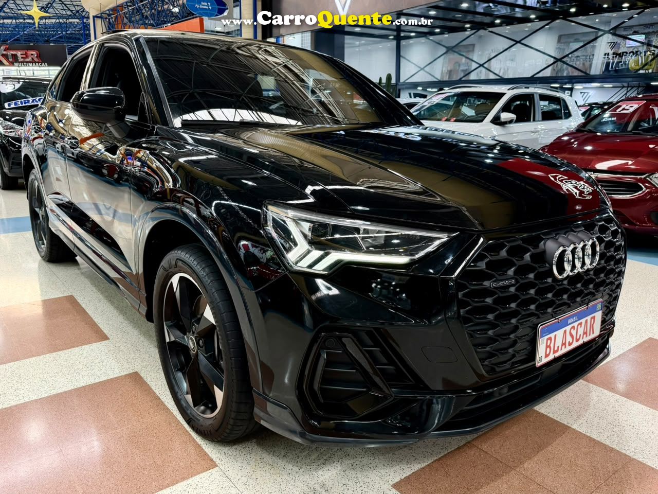 AUDI Q3 2.0 40 TFSI SPORTBACK PERFORMANCE BLACK QUATTRO 2022 - Loja