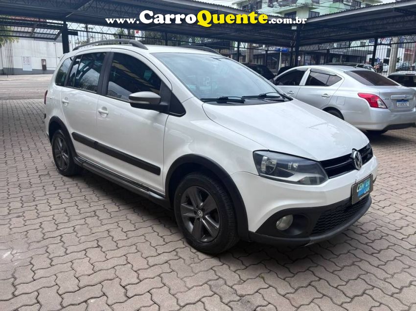 Volkswagen SPACE CROSS 1.6 MI 8V FLEX 4P MANUAL - Loja