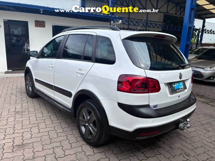 Volkswagen SPACE CROSS 1.6 MI 8V FLEX 4P MANUAL - Loja