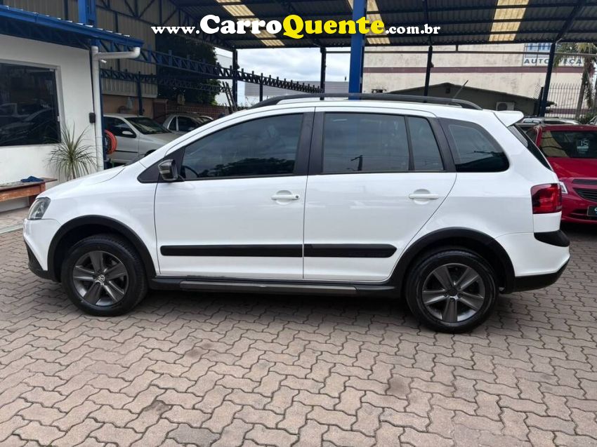 Volkswagen SPACE CROSS 1.6 MI 8V FLEX 4P MANUAL - Loja