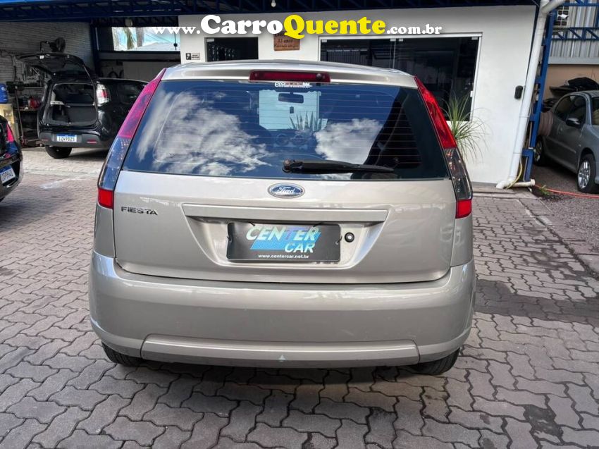 Ford FIESTA 1.0 ROCAM SE 8V FLEX 4P MANUAL - Loja