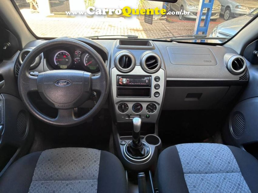 Ford FIESTA 1.0 ROCAM SE 8V FLEX 4P MANUAL - Loja