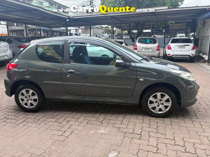 Peugeot 207 1.4 XR 8V FLEX 2P MANUAL - Loja