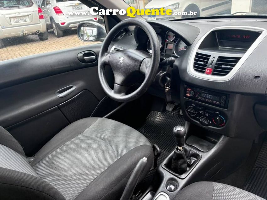 Peugeot 207 1.4 XR 8V FLEX 2P MANUAL - Loja