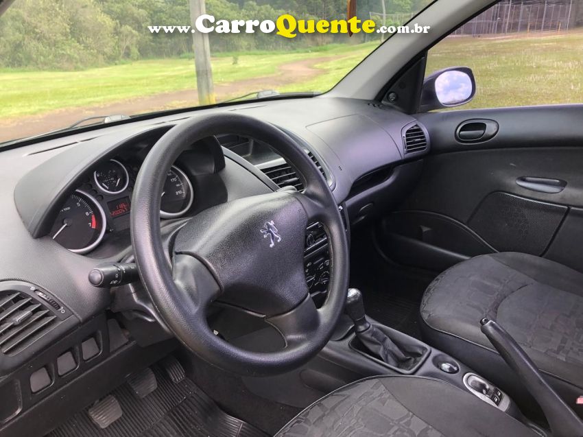 Peugeot 207 1.4 XR 8V FLEX 4P MANUAL - Loja