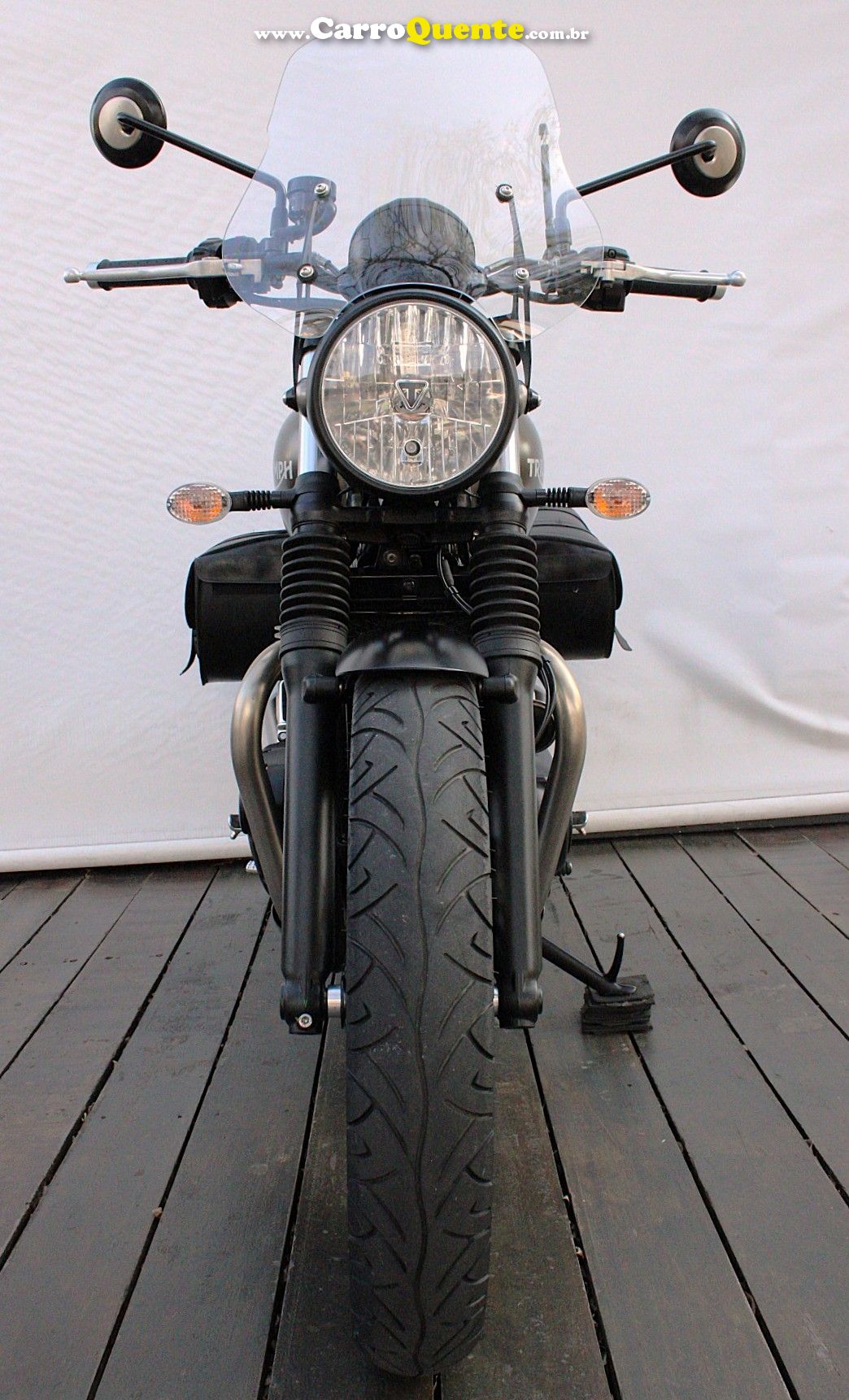 TRIUMPH STREET TWIN 2020 - Loja