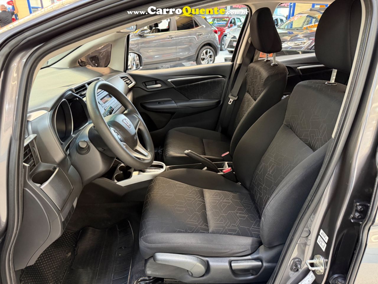HONDA FIT 1.5 LX 16V 2016 - Loja