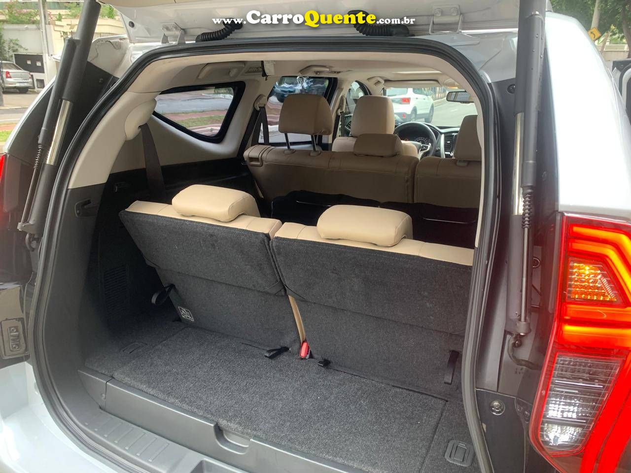 MITSUBISHI PAJERO SPORT 2.4 16V MIVEC TURBO HPE-S ADW 2023 - Loja