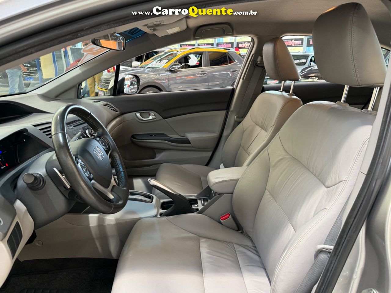 HONDA CIVIC 2.0 LXR 16V 2014 - Loja