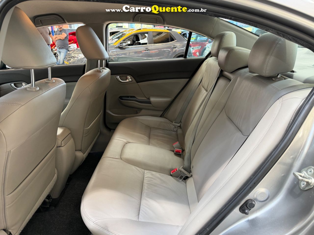 HONDA CIVIC 2.0 LXR 16V 2014 - Loja