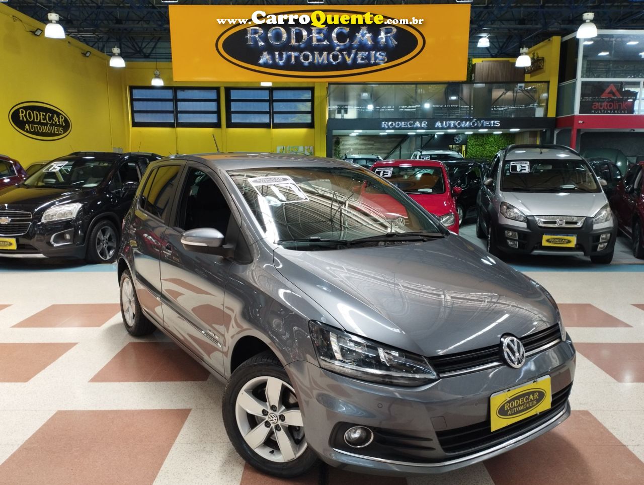 VOLKSWAGEN FOX 1.6 MSI HIGHLINE 16V 2017 - Loja