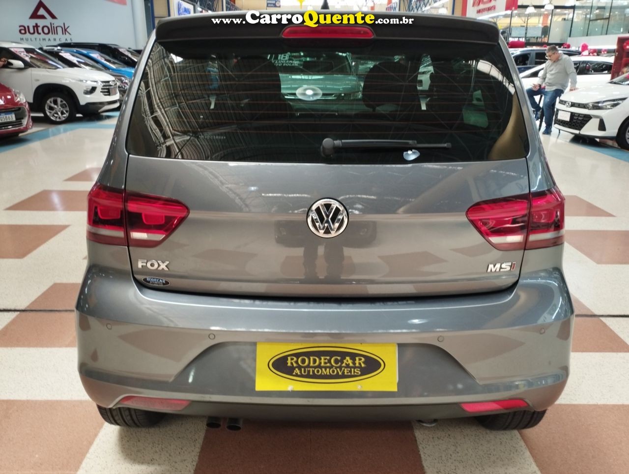 VOLKSWAGEN FOX 1.6 MSI HIGHLINE 16V 2017 - Loja