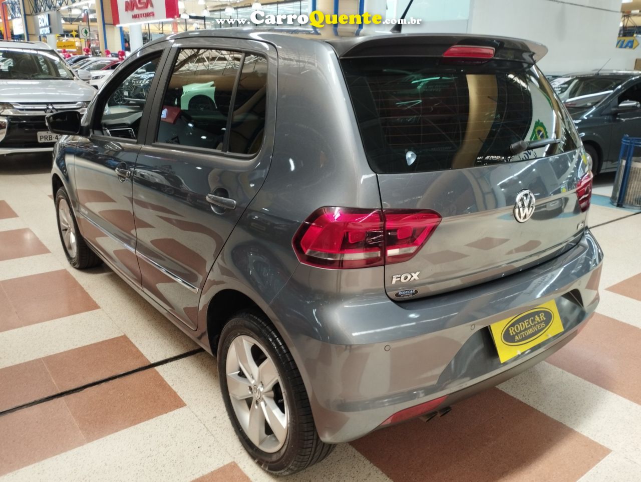VOLKSWAGEN FOX 1.6 MSI HIGHLINE 16V 2017 - Loja
