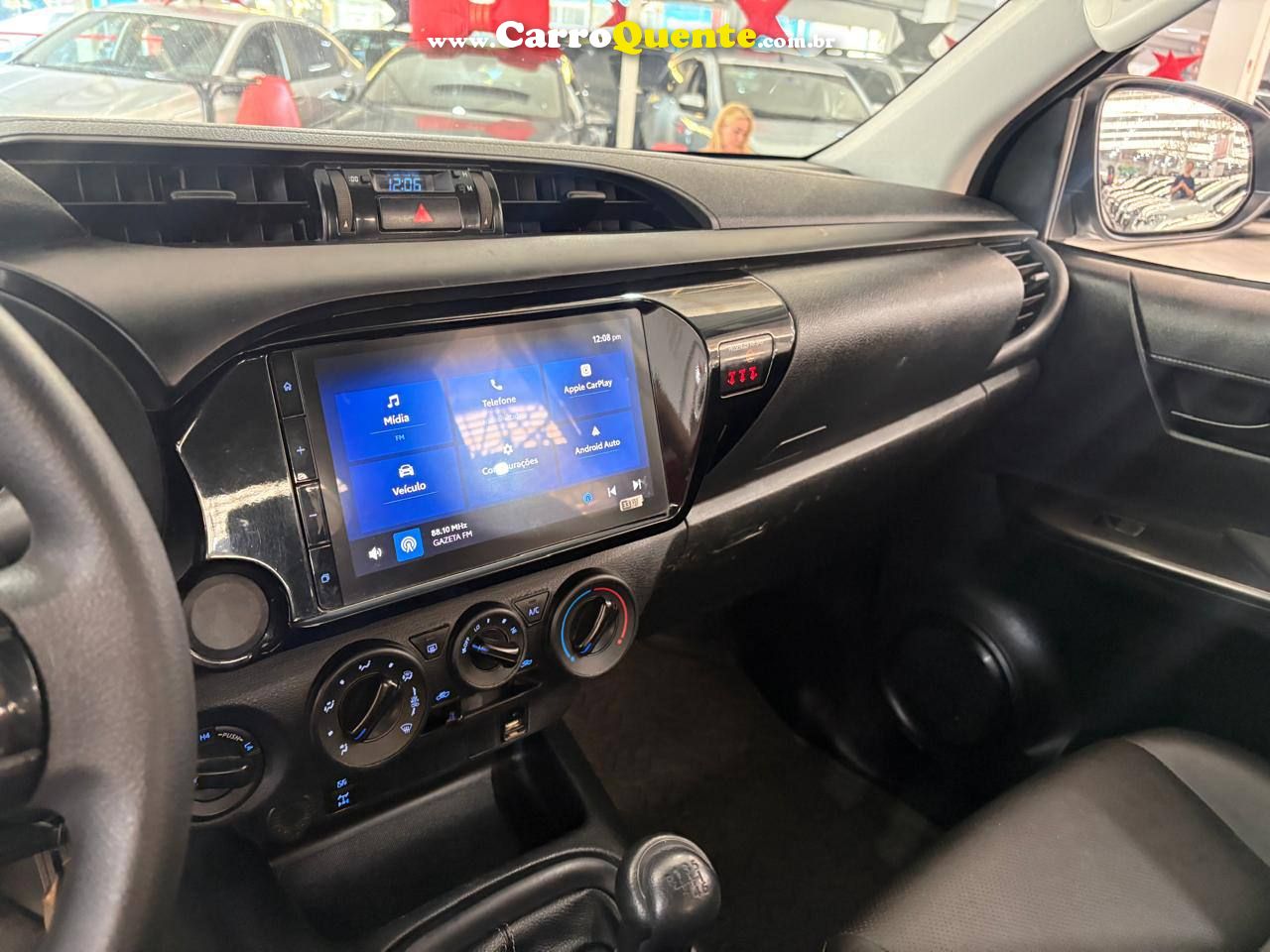 HILUX 2.8 D-4D TURBO CD POWER PACK 4X4 C/ BAIXA KM 2024 - Loja