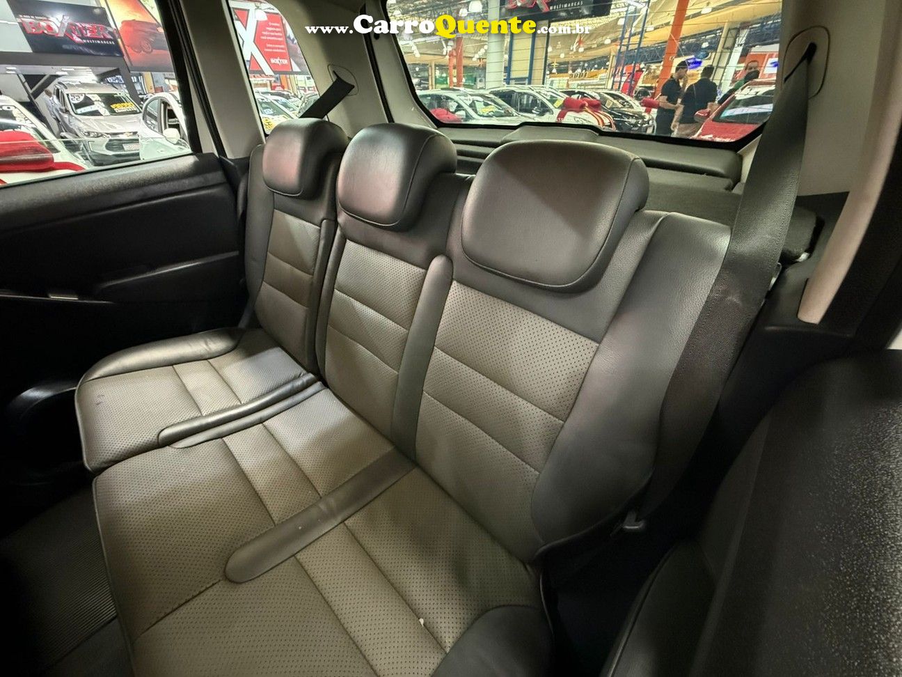 FIAT IDEA 1.8 MPI ADVENTURE 16V 2015 - Loja