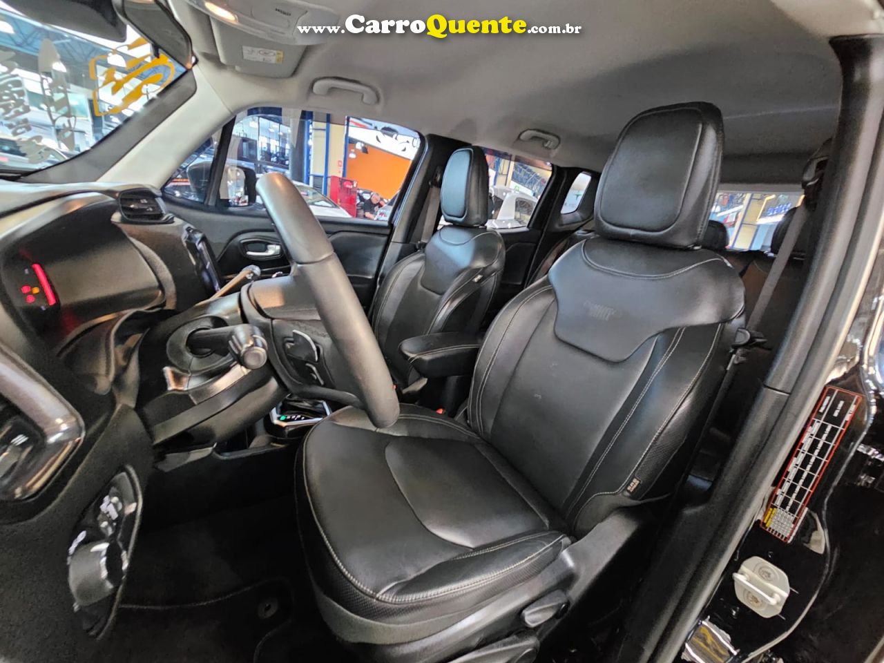 JEEP RENEGADE 1.3 TURBO LONGITUDE * GARANTIA DE FÁBRICA * 2024 - Loja