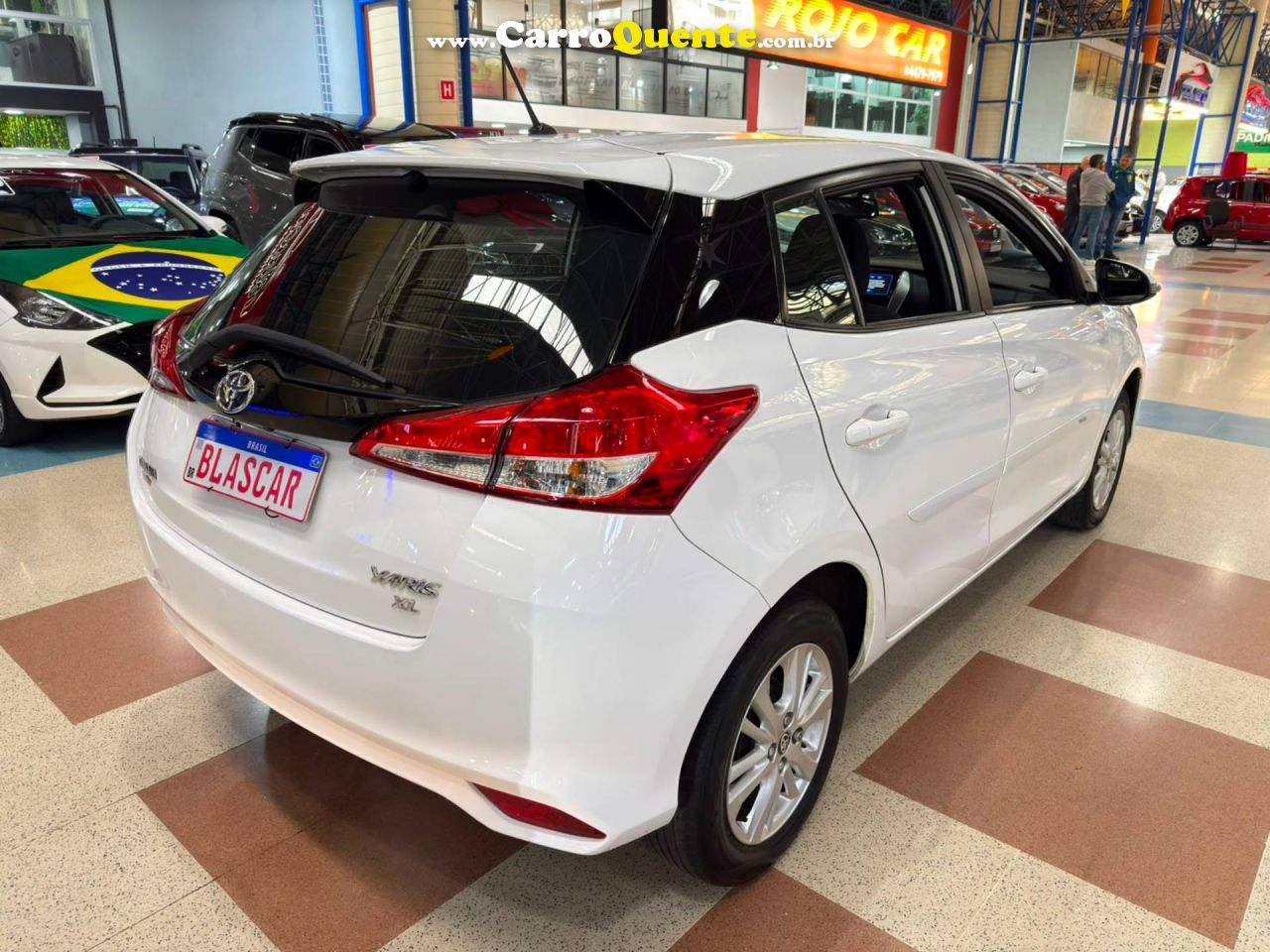 TOYOTA YARIS 1.3 16V XL PLUS TECH MULTIDRIVE 2019 - Loja