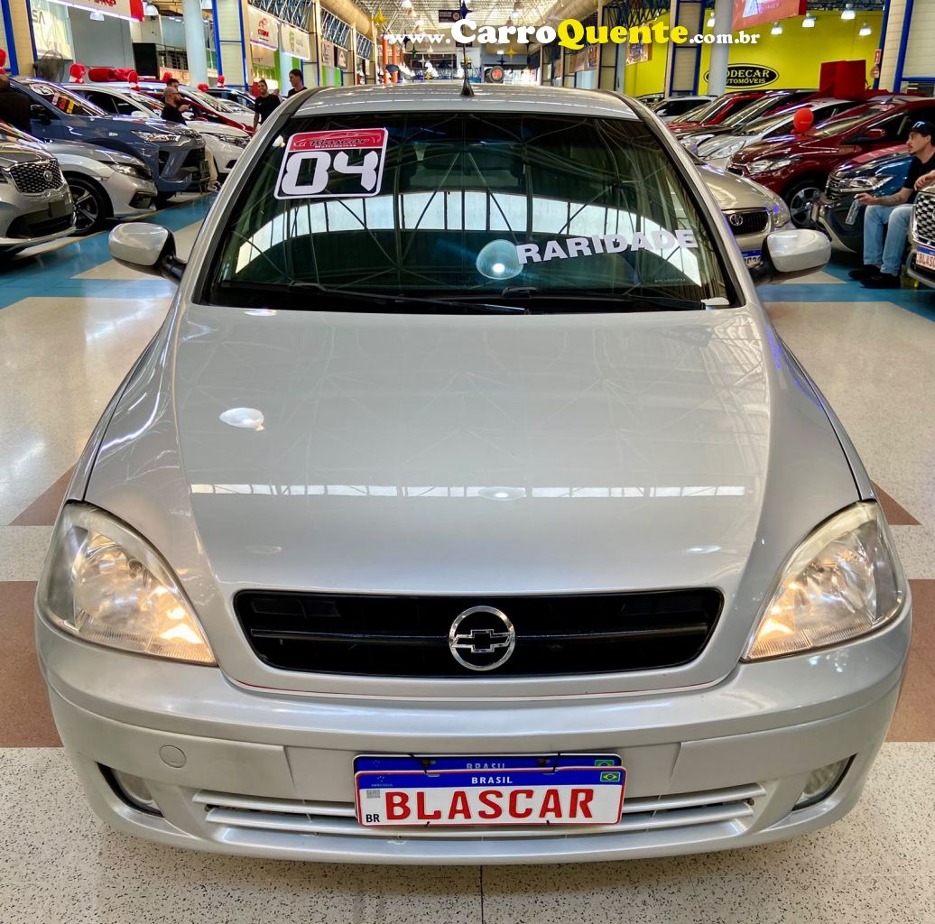 CHEVROLET CORSA 1.8 MPFI MAXX SEDAN 8V 2004 - Loja