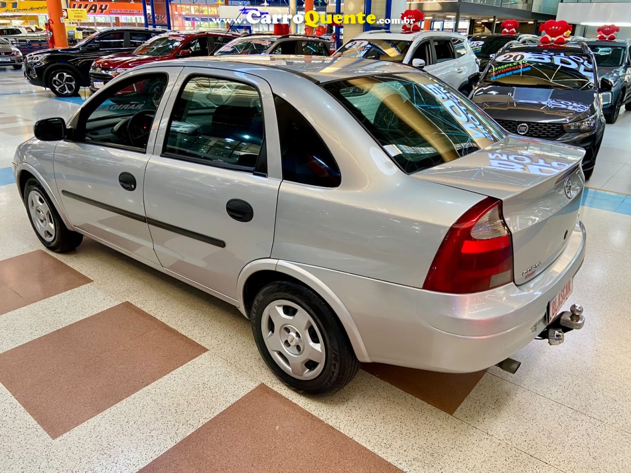 CHEVROLET CORSA 1.8 MPFI MAXX SEDAN 8V 2004 - Loja